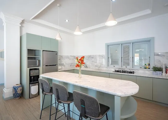 Stylish 3br With Large Pool ヴィラ *