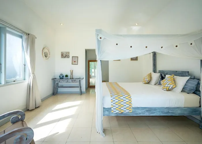 Stylish 3br With Large Pool