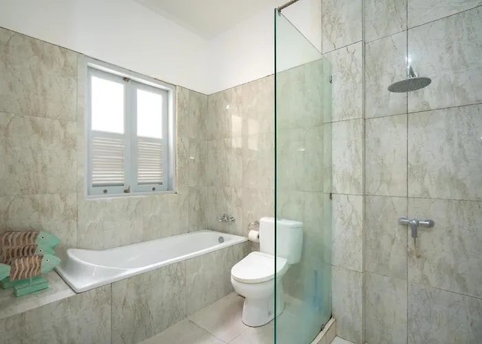 Stylish 3br With Large Pool ヴィラ スミニャック